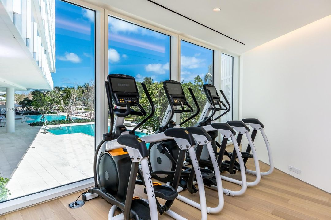 En Venta: $9,500,000 (3 camas, 3 baños, 2670 Pies cuadrados)