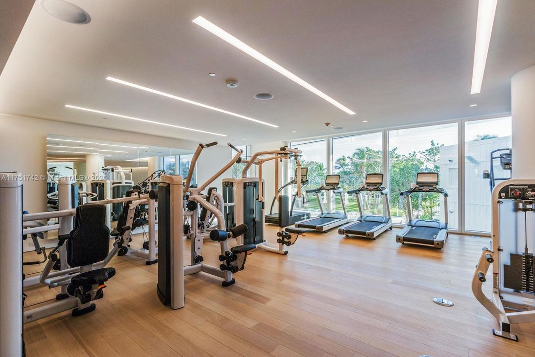 En Venta: $9,500,000 (3 camas, 3 baños, 2670 Pies cuadrados)