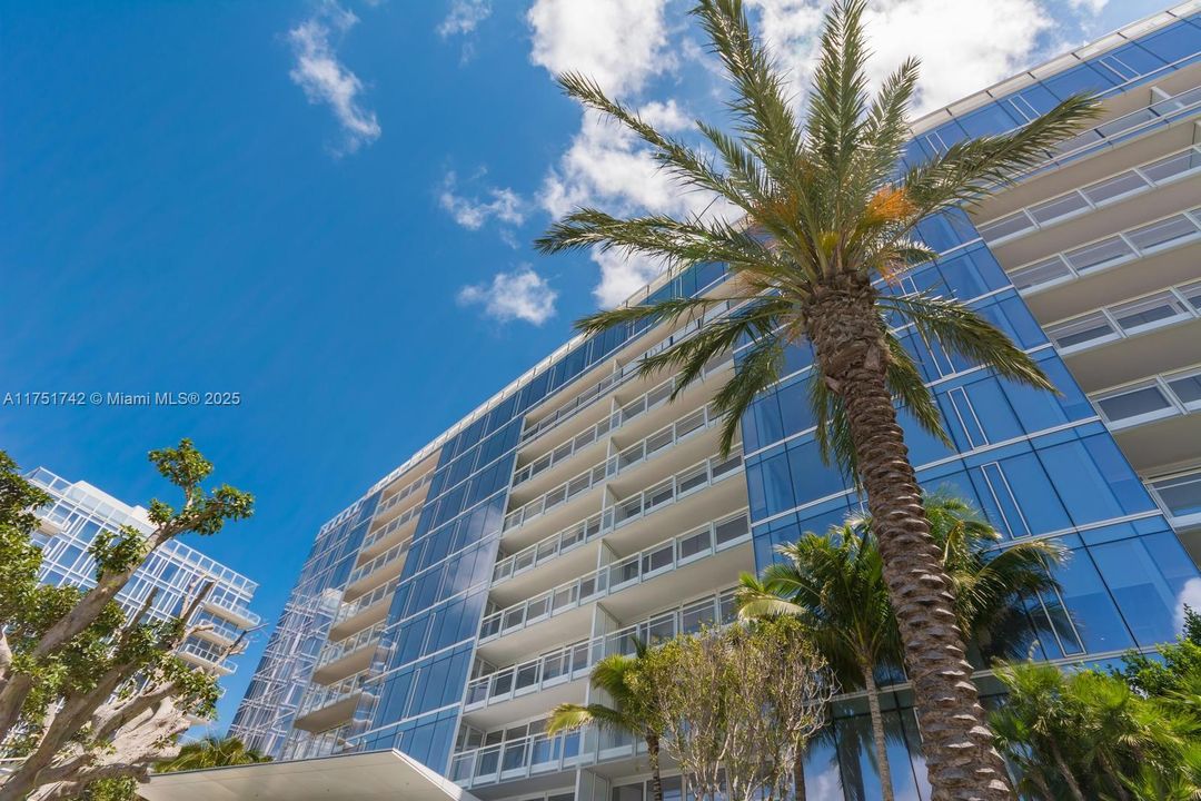En Venta: $9,500,000 (3 camas, 3 baños, 2670 Pies cuadrados)