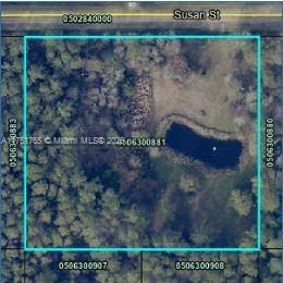 На продажу: $78,900 (2.27 acres)