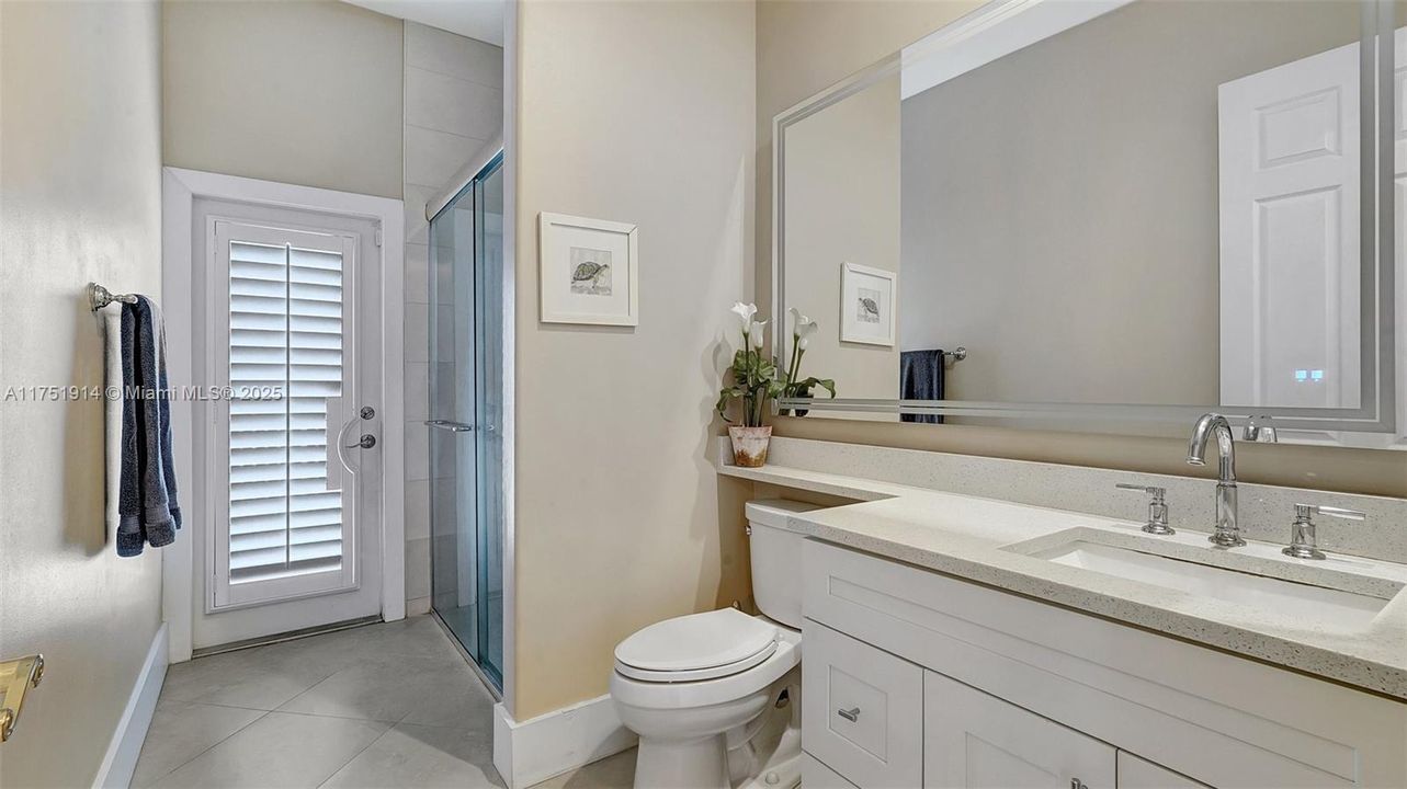 Vendido Recientemente: $995,000 (5 camas, 3 baños, 2924 Pies cuadrados)