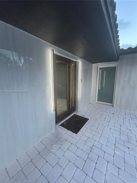 待售: $1,499,999 (3 贝兹, 2 浴室, 1416 平方英尺)