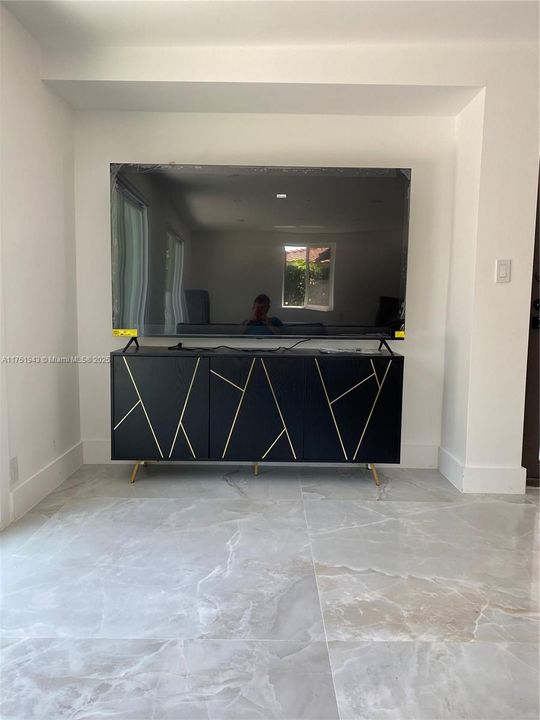 待售: $1,499,999 (3 贝兹, 2 浴室, 1416 平方英尺)