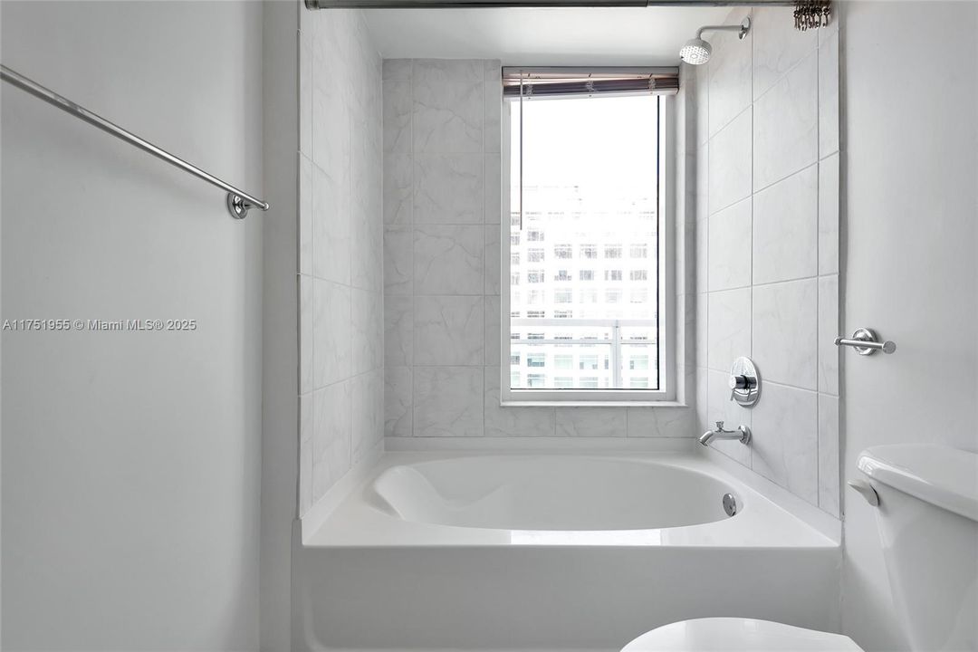 Recently Sold: $519,000 (1 beds, 1 baths, 774 Square Feet)