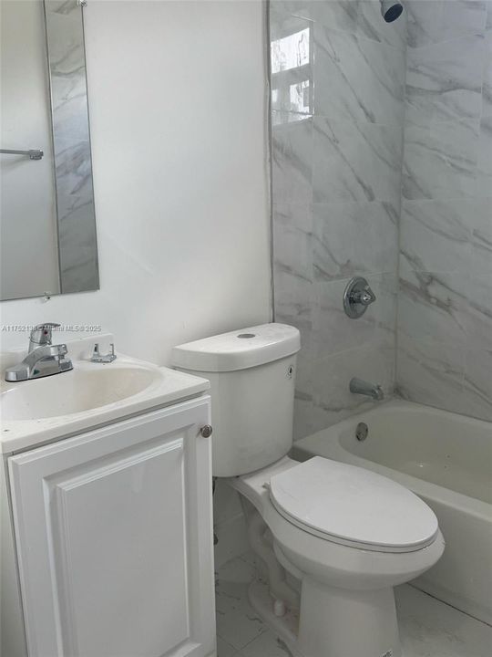 Recently Rented: $1,700 (1 beds, 1 baths, 500 Square Feet)