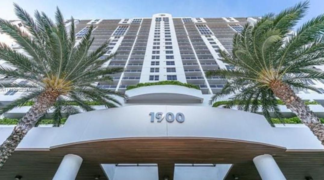 最近租的: $5,200 (2 贝兹, 2 浴室, 1130 平方英尺)