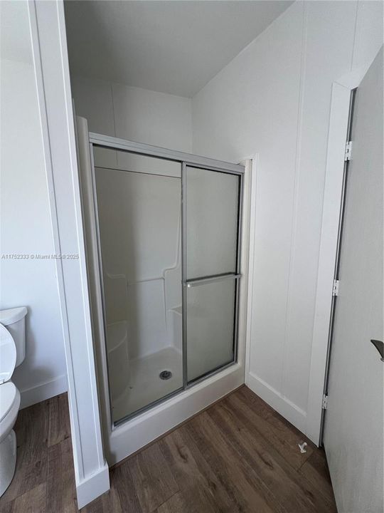 Vendido Recientemente: $315,000 (4 camas, 2 baños, 2356 Pies cuadrados)