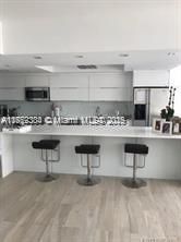 Recently Rented: $5,100 (3 beds, 2 baths, 1360 Square Feet)