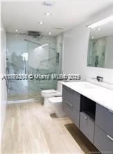 Recently Rented: $5,100 (3 beds, 2 baths, 1360 Square Feet)