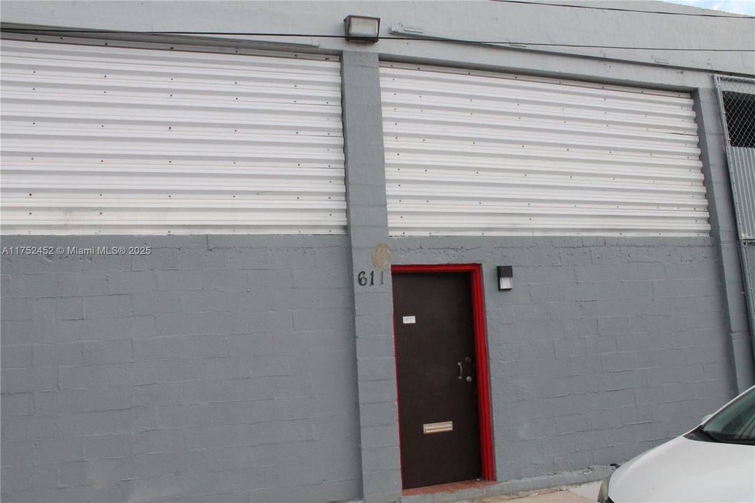 Active With Contract: $3,150,000 (0 beds, 0 baths, 0 Square Feet)