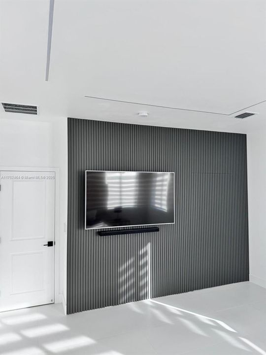 最近租的: $4,600 (4 贝兹, 3 浴室, 2534 平方英尺)