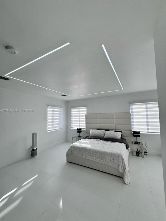 最近租的: $4,600 (4 贝兹, 3 浴室, 2534 平方英尺)