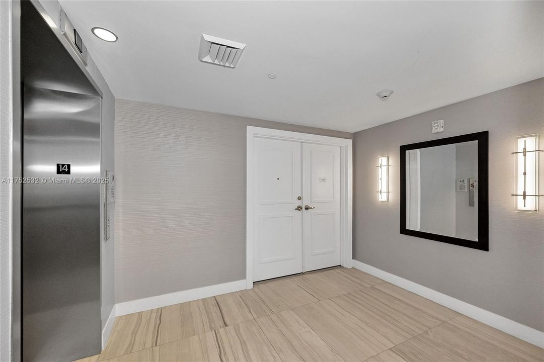 Recently Rented: $12,000 (3 beds, 3 baths, 1954 Square Feet)