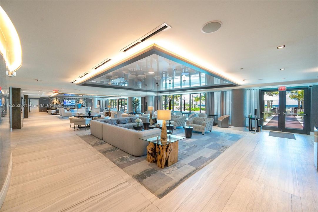 Recently Rented: $12,000 (3 beds, 3 baths, 1954 Square Feet)