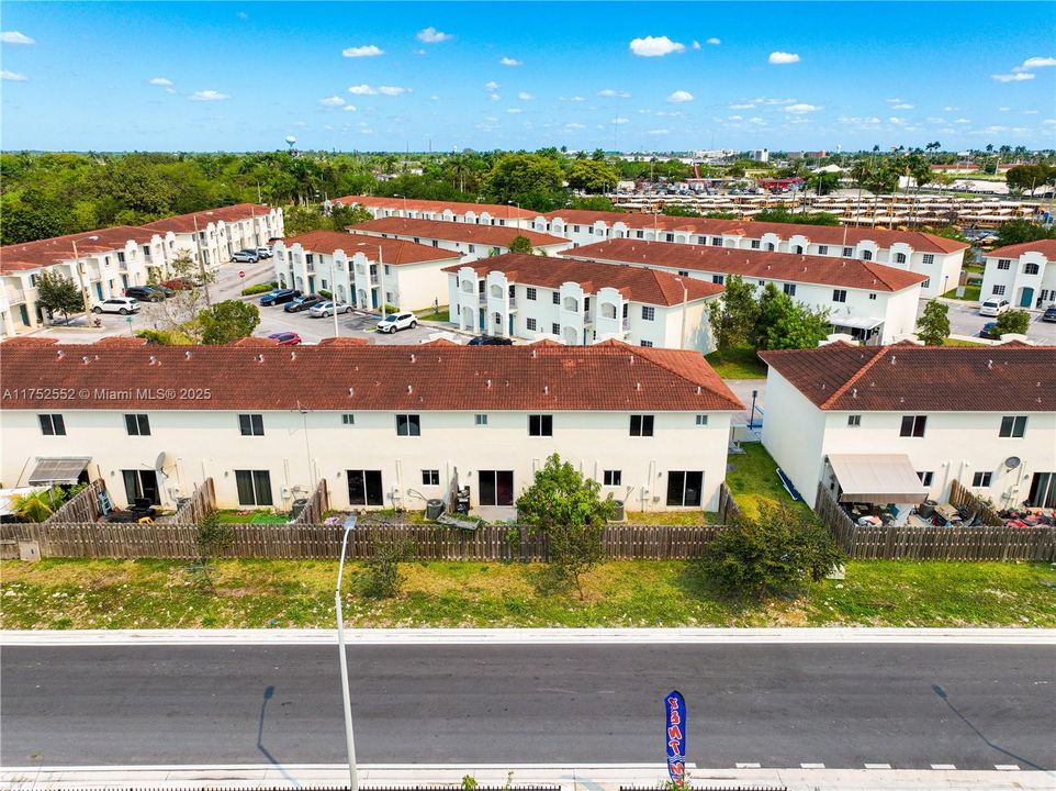 Recently Sold: $283,458 (3 beds, 2 baths, 1276 Square Feet)