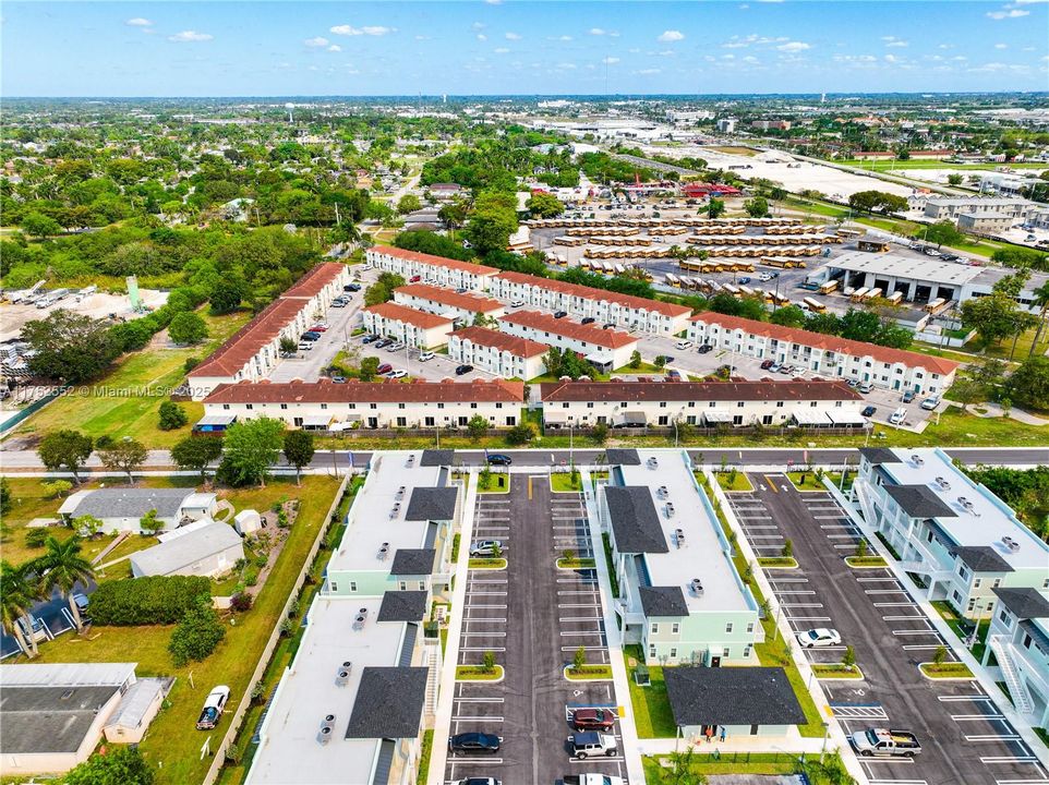 Recently Sold: $283,458 (3 beds, 2 baths, 1276 Square Feet)