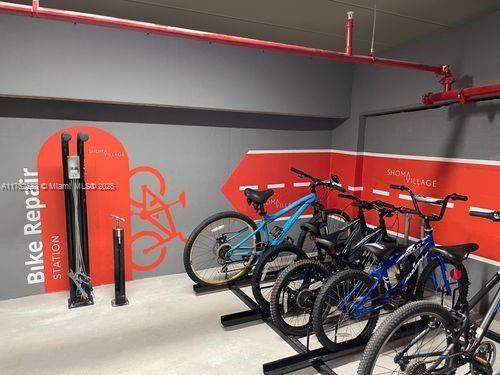 最近租的: $2,908 (2 贝兹, 2 浴室, 971 平方英尺)