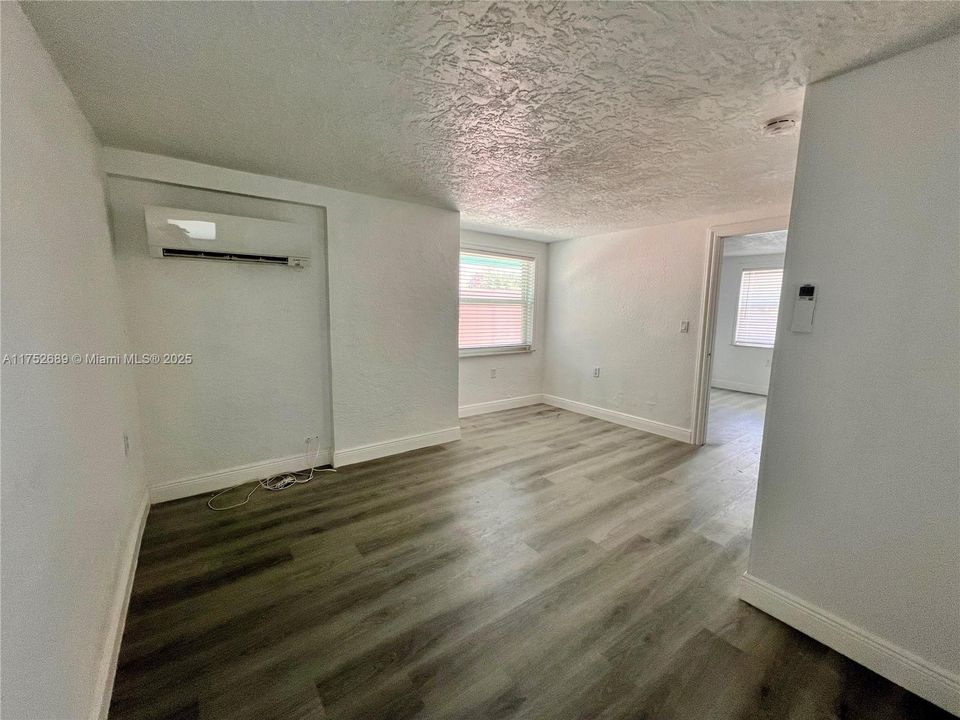 Recientemente alquilado: $2,300 (1 camas, 1 baños, 0 Pies cuadrados)