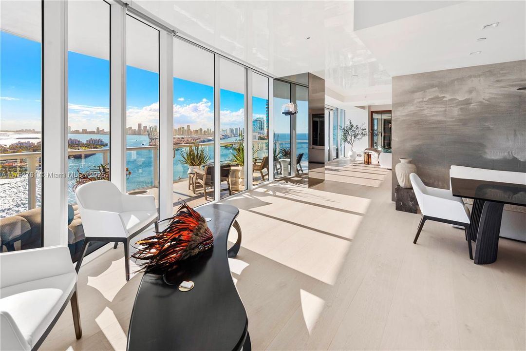 For Sale: $25,900,000 (3 beds, 3 baths, 4776 Square Feet)