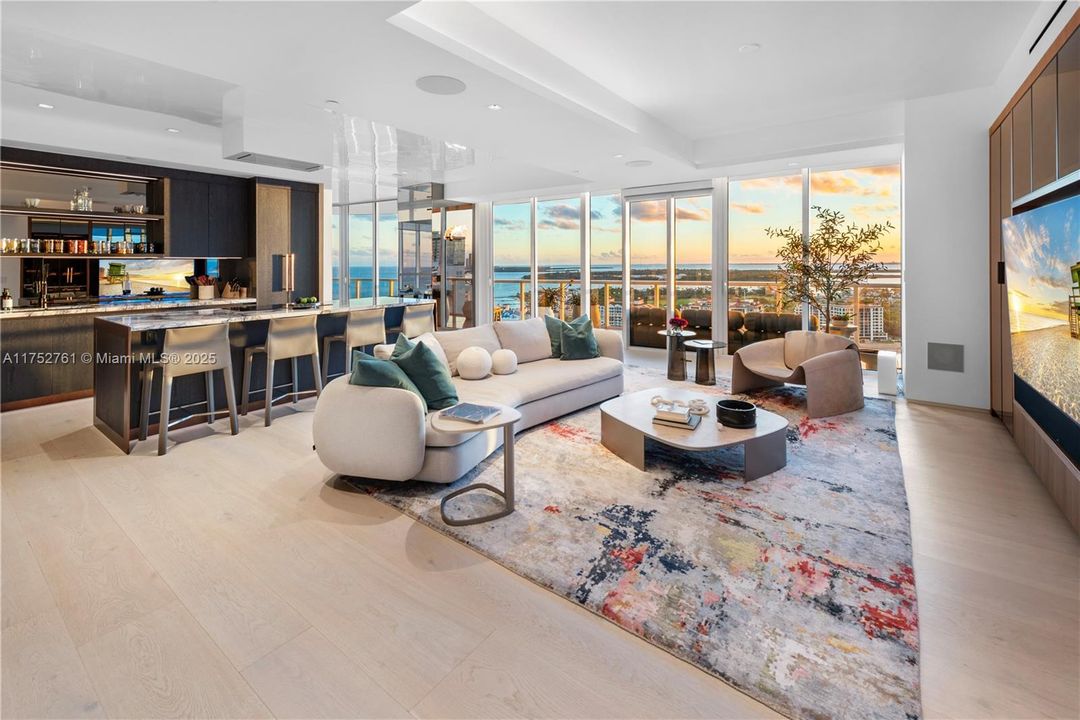 For Sale: $25,900,000 (3 beds, 3 baths, 4776 Square Feet)