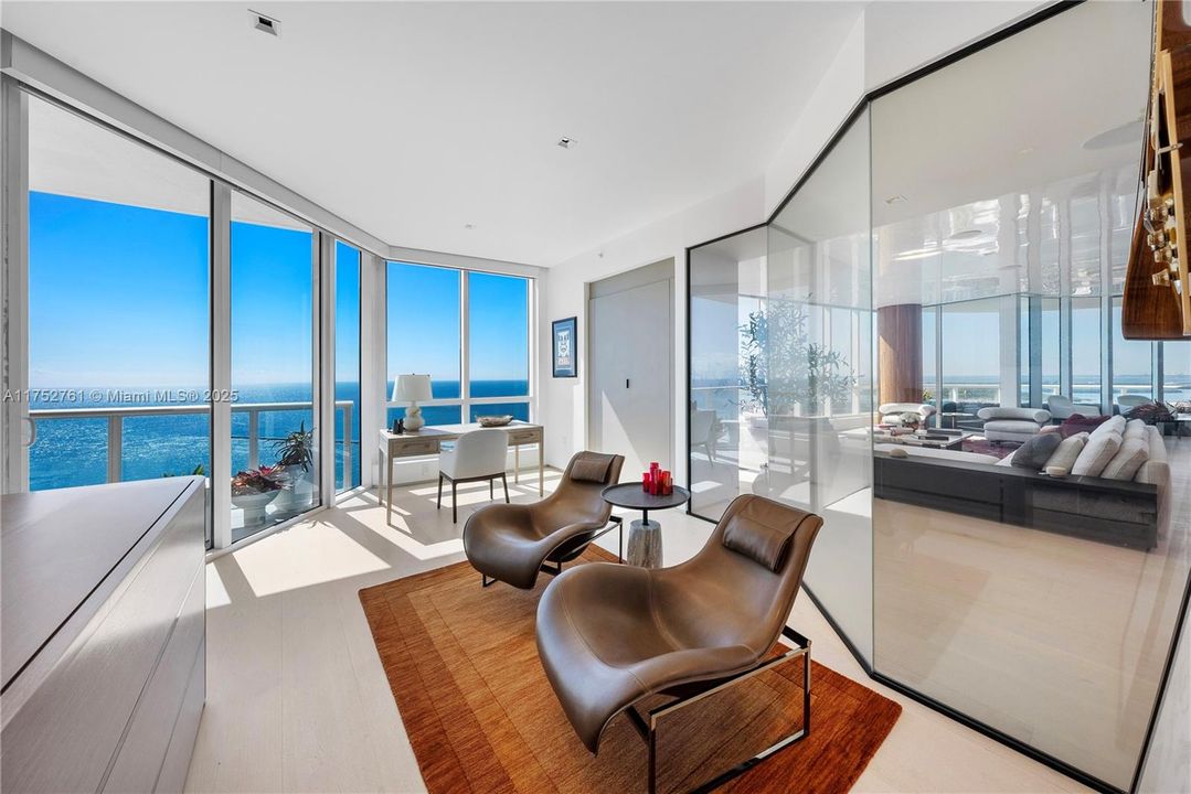 For Sale: $25,900,000 (3 beds, 3 baths, 4776 Square Feet)
