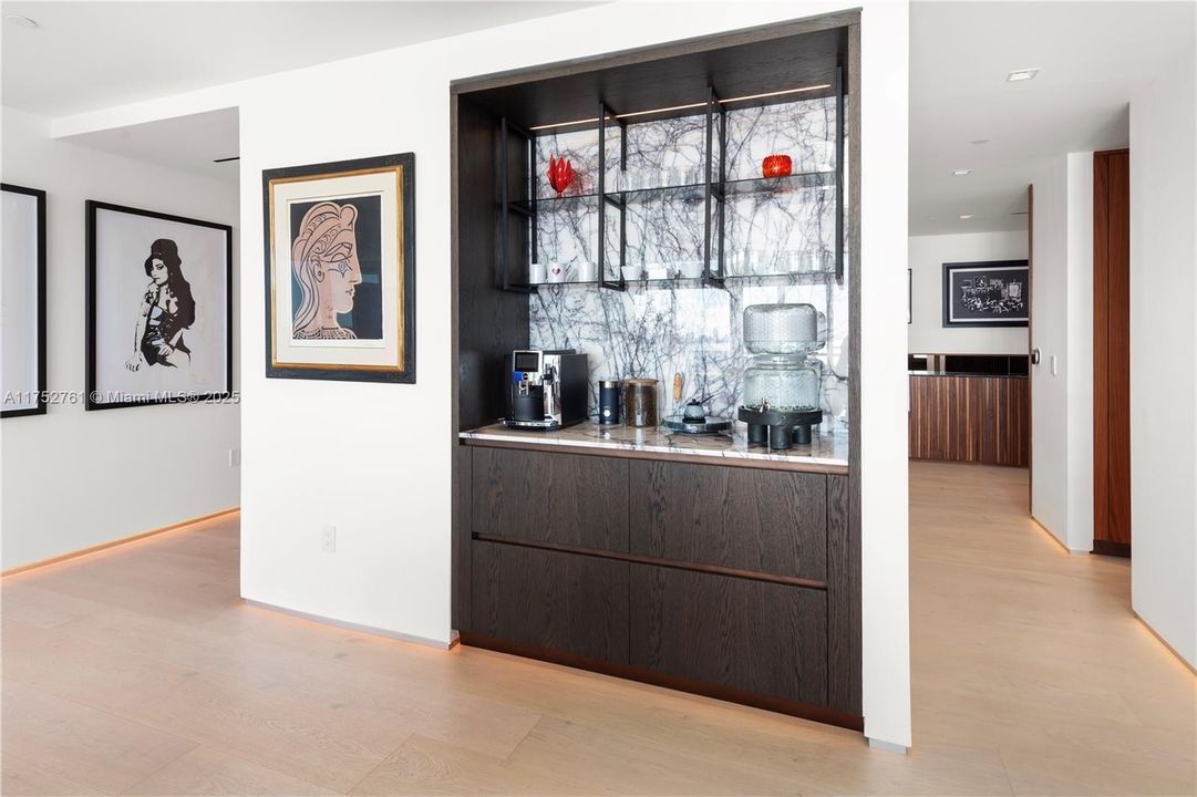 For Sale: $25,900,000 (3 beds, 3 baths, 4776 Square Feet)