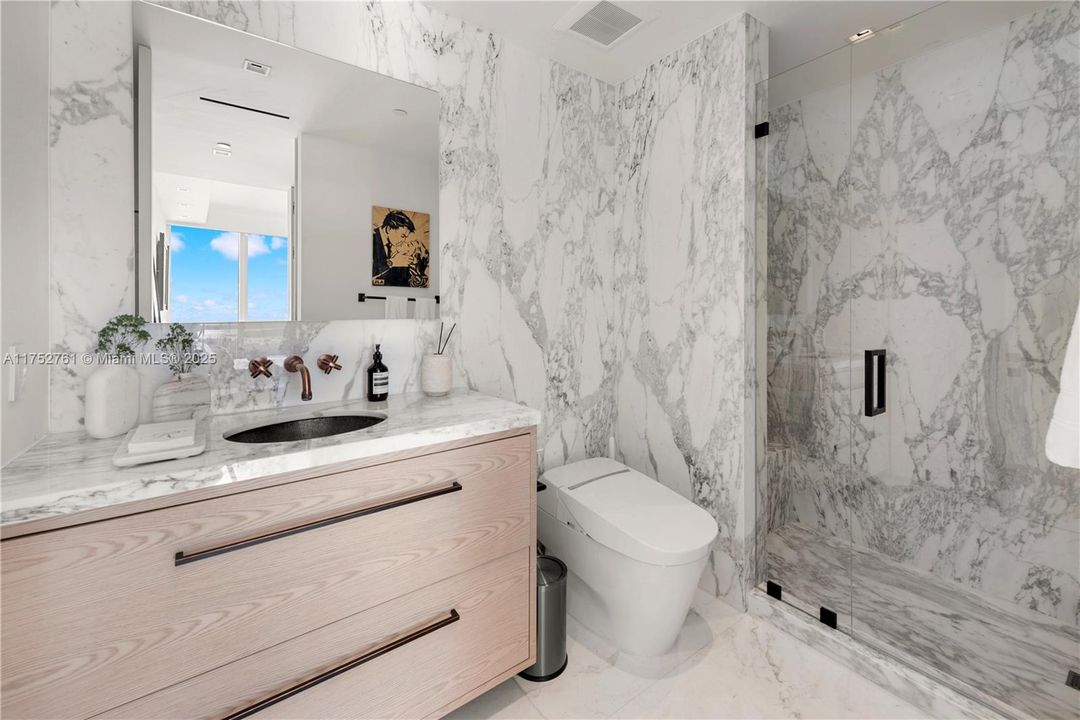 For Sale: $25,900,000 (3 beds, 3 baths, 4776 Square Feet)