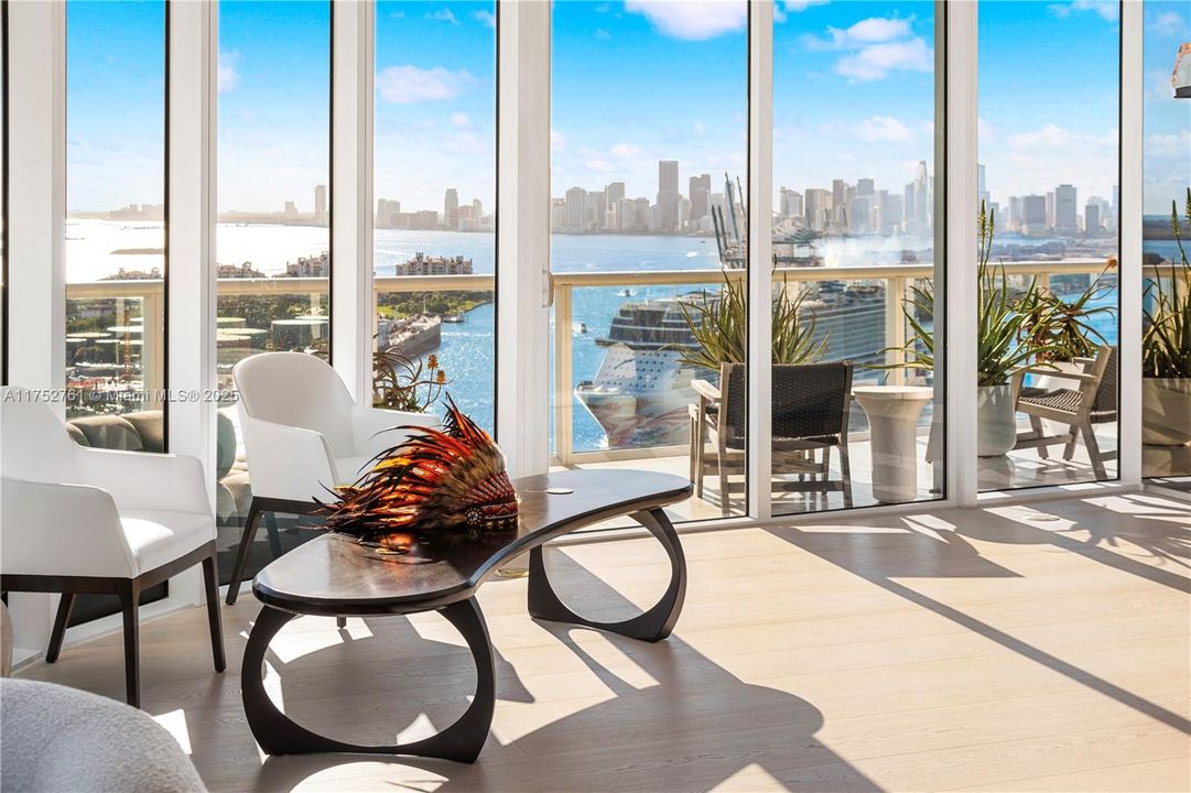 For Sale: $25,900,000 (3 beds, 3 baths, 4776 Square Feet)