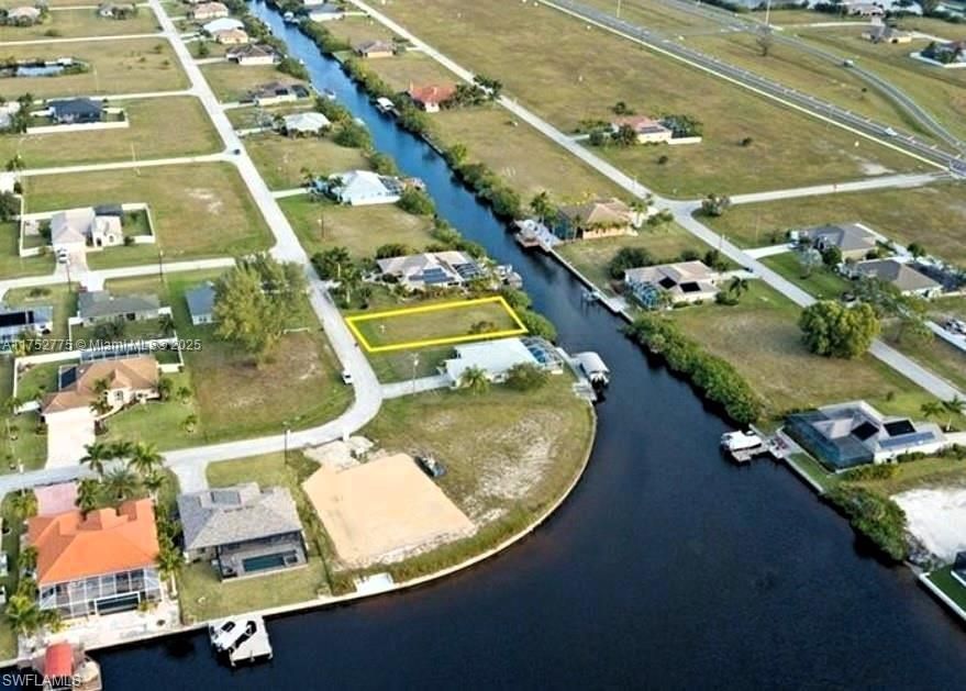 待售: $192,997 (0.23 acres)