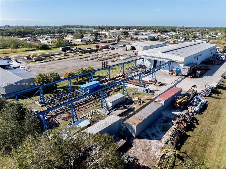 851 S Elm St, LaBelle, FL 33935