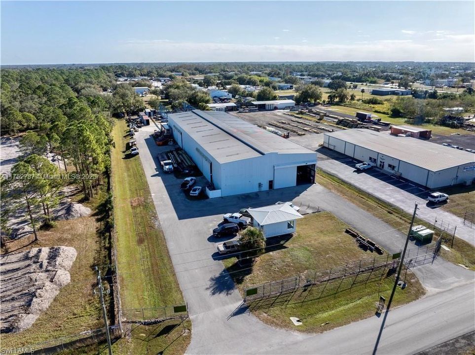 851 S Elm St, LaBelle, FL 33935