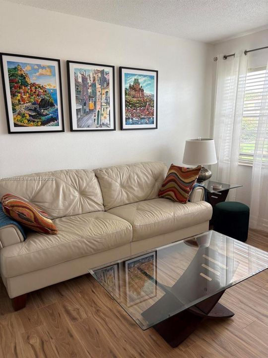 Recently Sold: $119,000 (1 beds, 1 baths, 570 Square Feet)