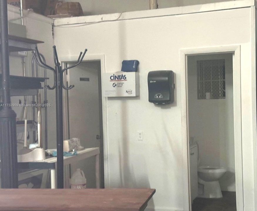 Недавно продано: $1,688,888 (0 спален, 0 ванн, 0 Квадратных фут)