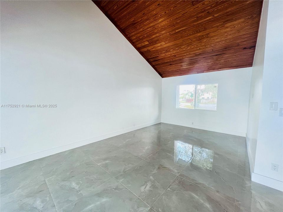 Recently Rented: $4,490 (4 beds, 3 baths, 2301 Square Feet)