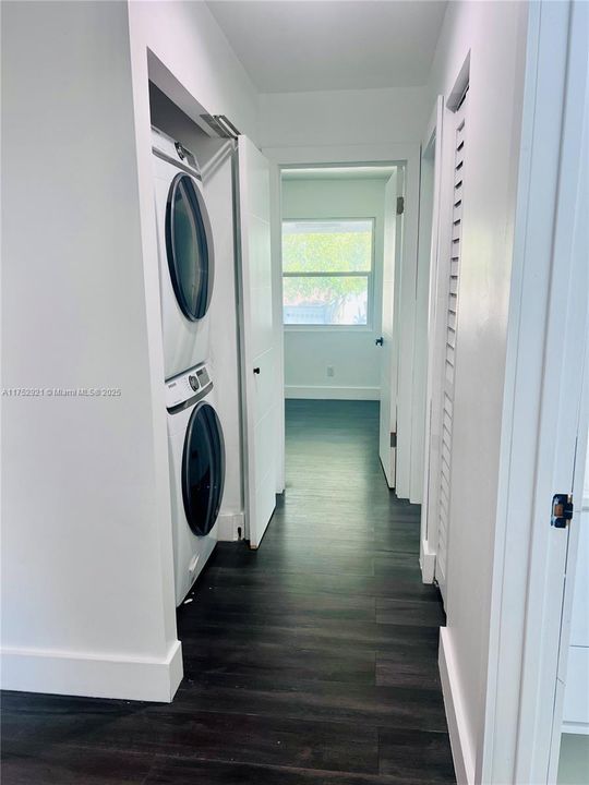 Recently Rented: $4,490 (4 beds, 3 baths, 2301 Square Feet)