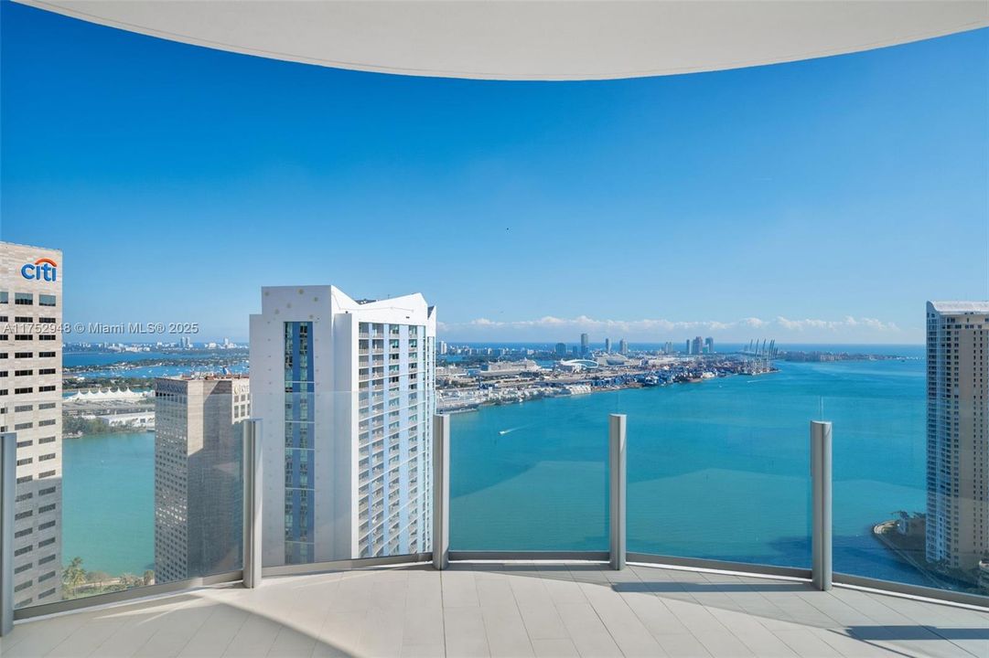 最近租的: $35,900 (4 贝兹, 4 浴室, 3657 平方英尺)