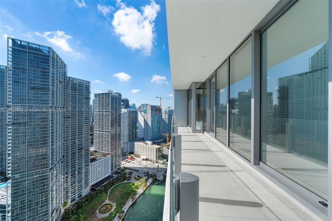 最近租的: $35,900 (4 贝兹, 4 浴室, 3657 平方英尺)