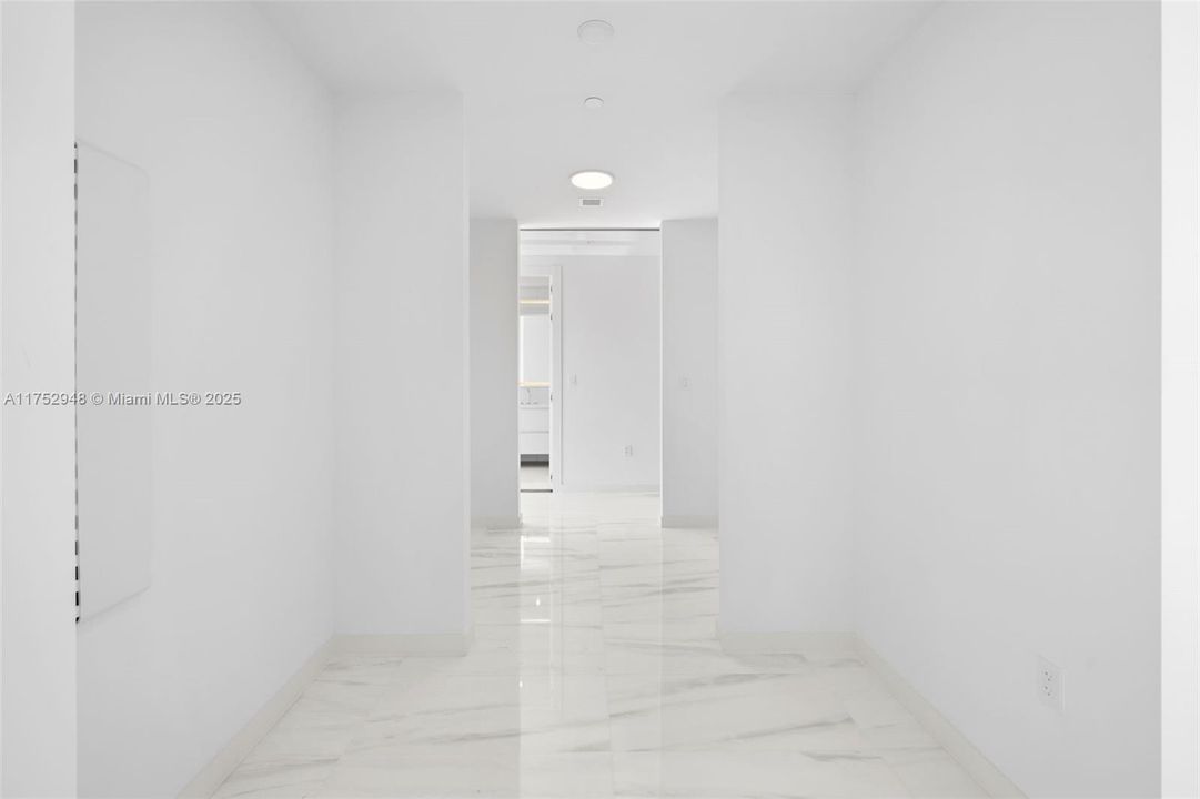 最近租的: $35,900 (4 贝兹, 4 浴室, 3657 平方英尺)