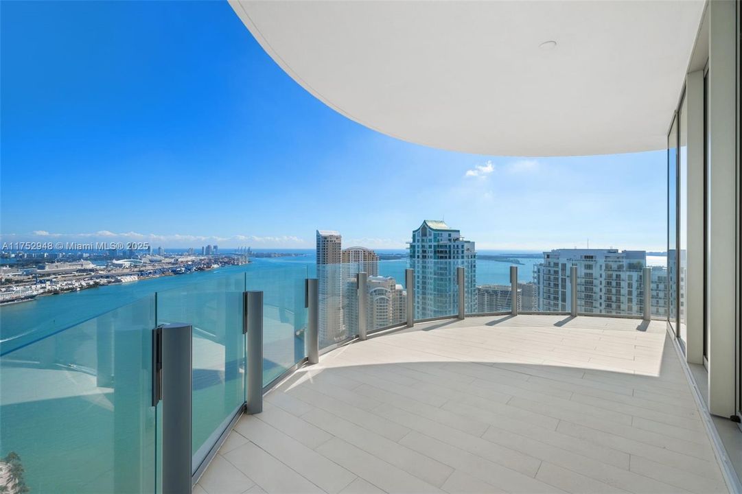 最近租的: $35,900 (4 贝兹, 4 浴室, 3657 平方英尺)