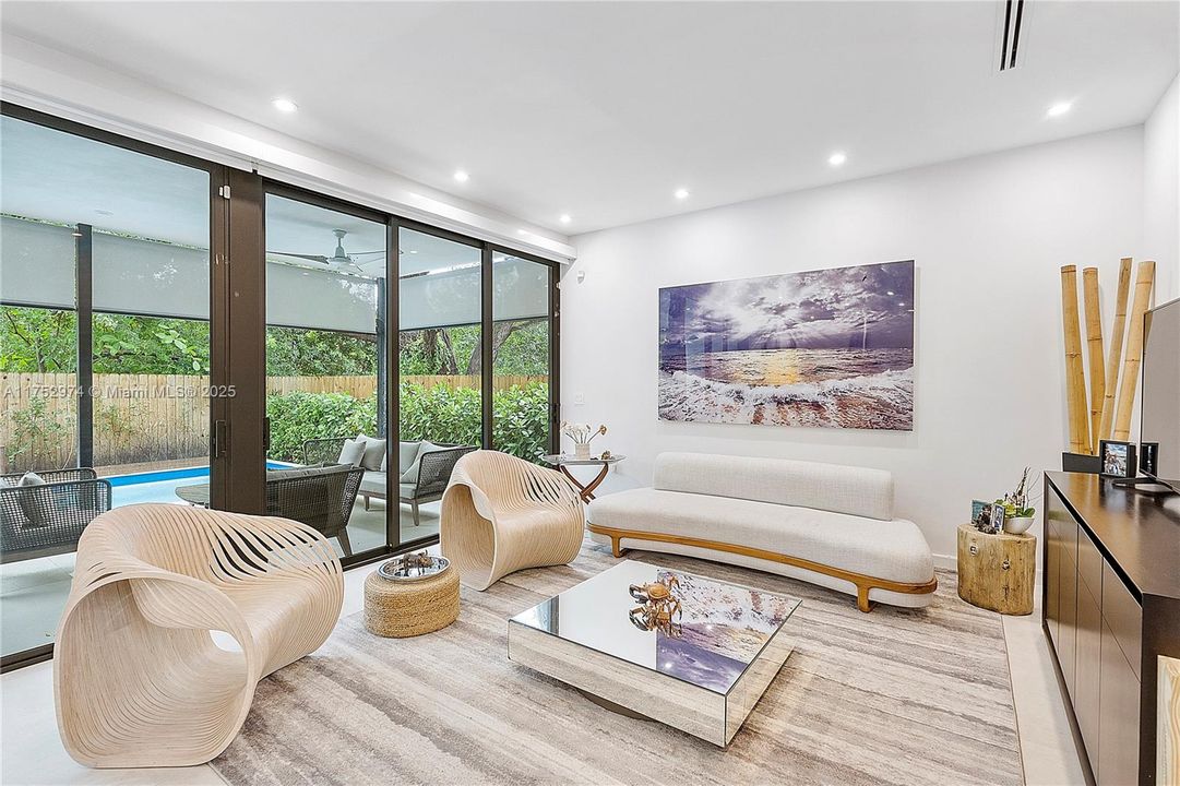 For Sale: $3,100,000 (5 beds, 5 baths, 2873 Square Feet)