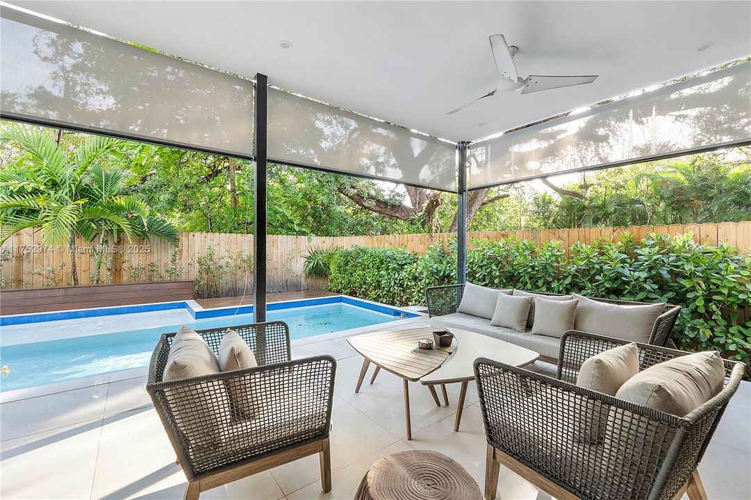 For Sale: $3,100,000 (5 beds, 5 baths, 2873 Square Feet)