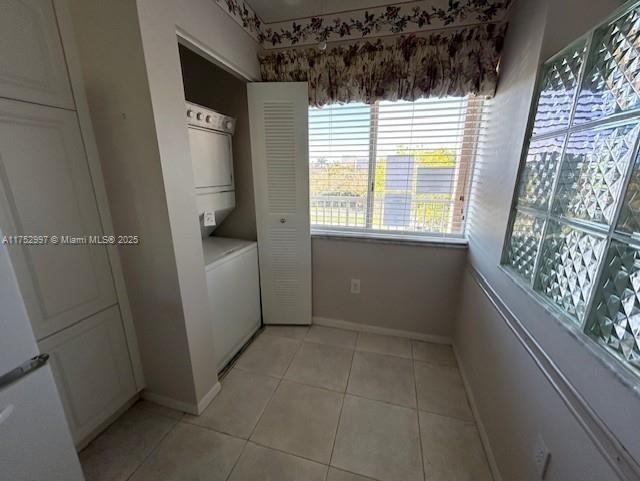 最近售出: $128,000 (2 贝兹, 2 浴室, 1153 平方英尺)