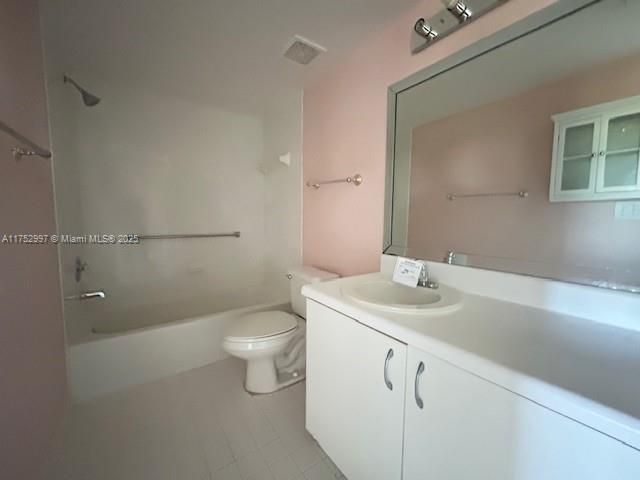 最近售出: $128,000 (2 贝兹, 2 浴室, 1153 平方英尺)