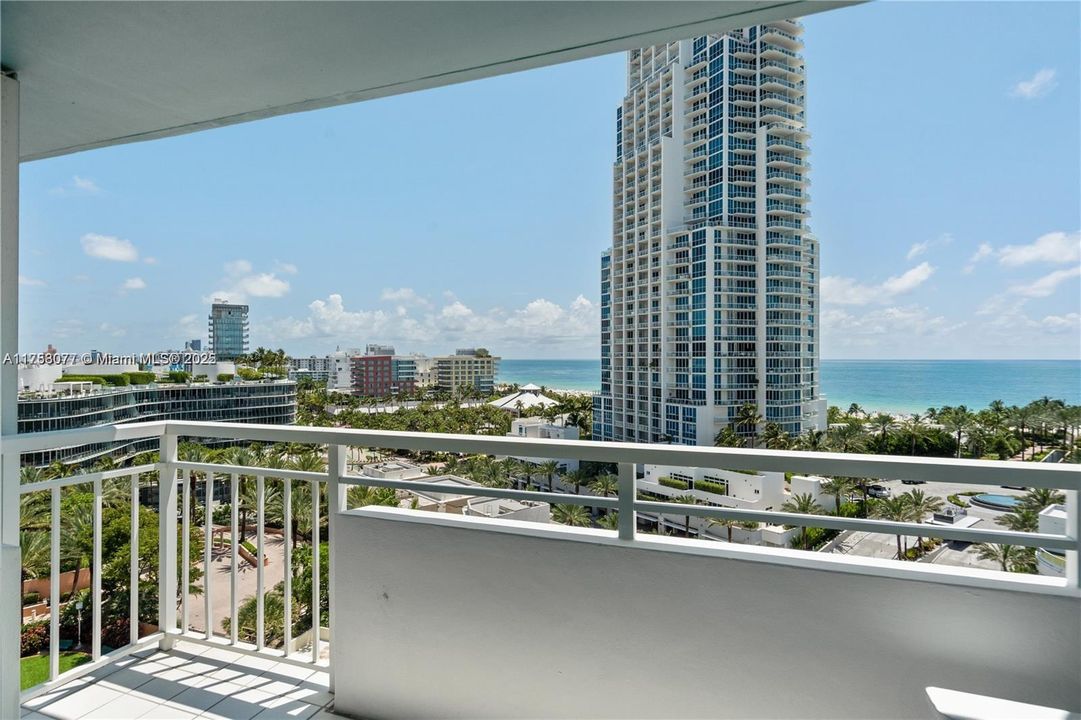 Recently Rented: $7,999 (2 beds, 2 baths, 1169 Square Feet)