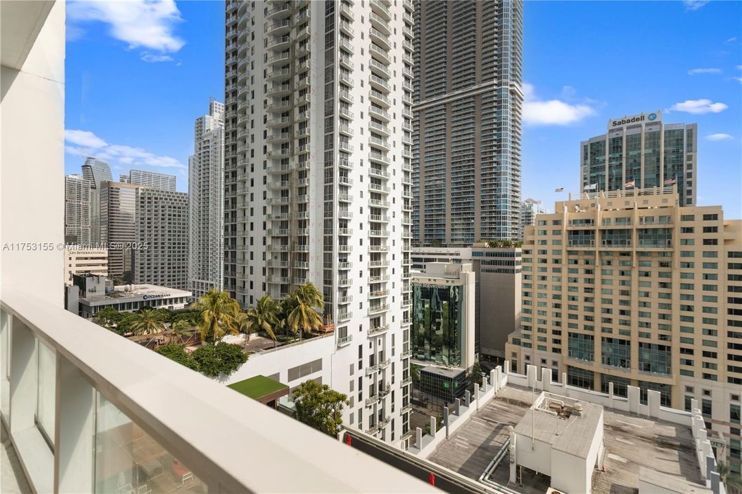 Недавно продано: $630,000 (1 спален, 1 ванн, 905 Квадратных фут)