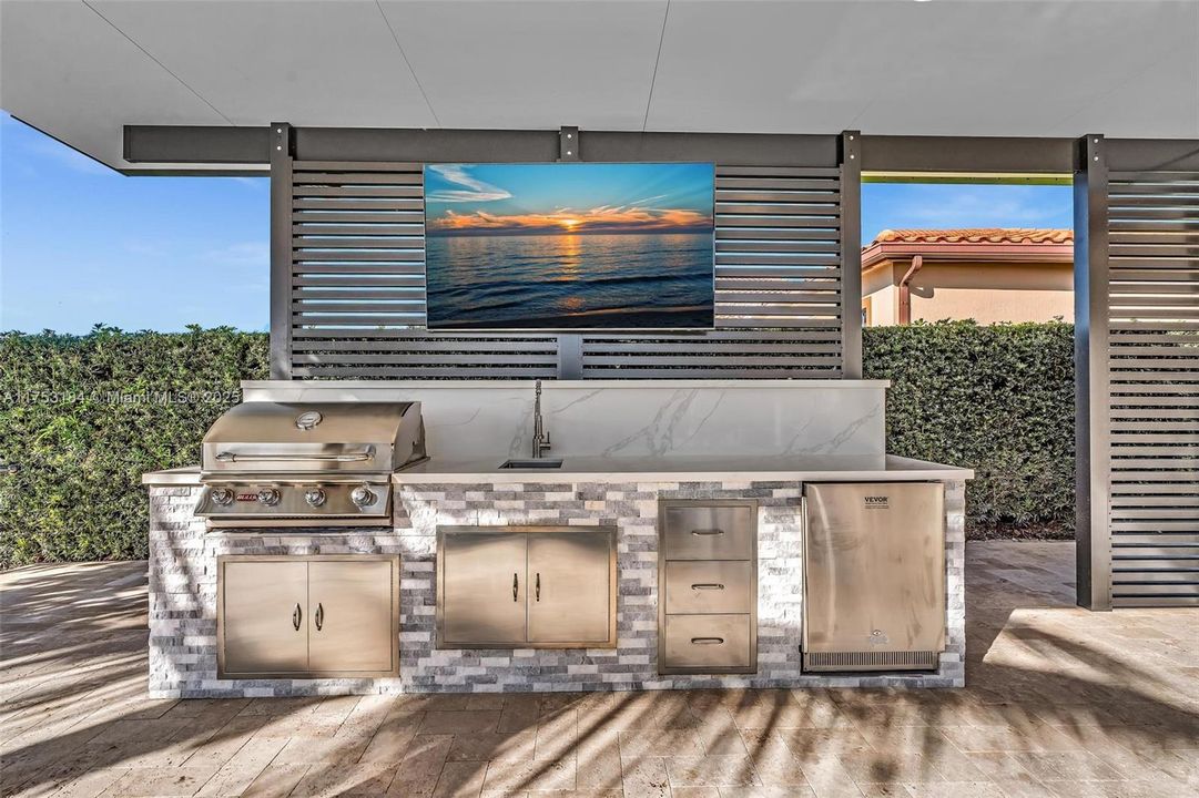 Недавно продано: $1,699,000 (5 спален, 4 ванн, 3510 Квадратных фут)