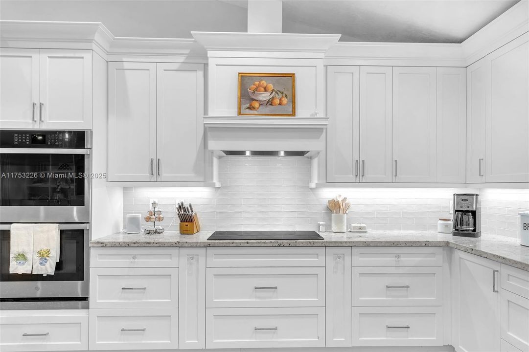 Recently Sold: $999,999 (4 beds, 3 baths, 3094 Square Feet)