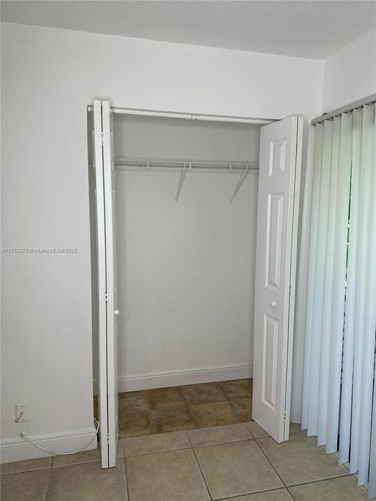 Recently Sold: $175,000 (2 beds, 2 baths, 800 Square Feet)