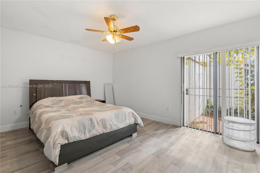 Recientemente alquilado: $3,200 (3 camas, 3 baños, 1744 Pies cuadrados)