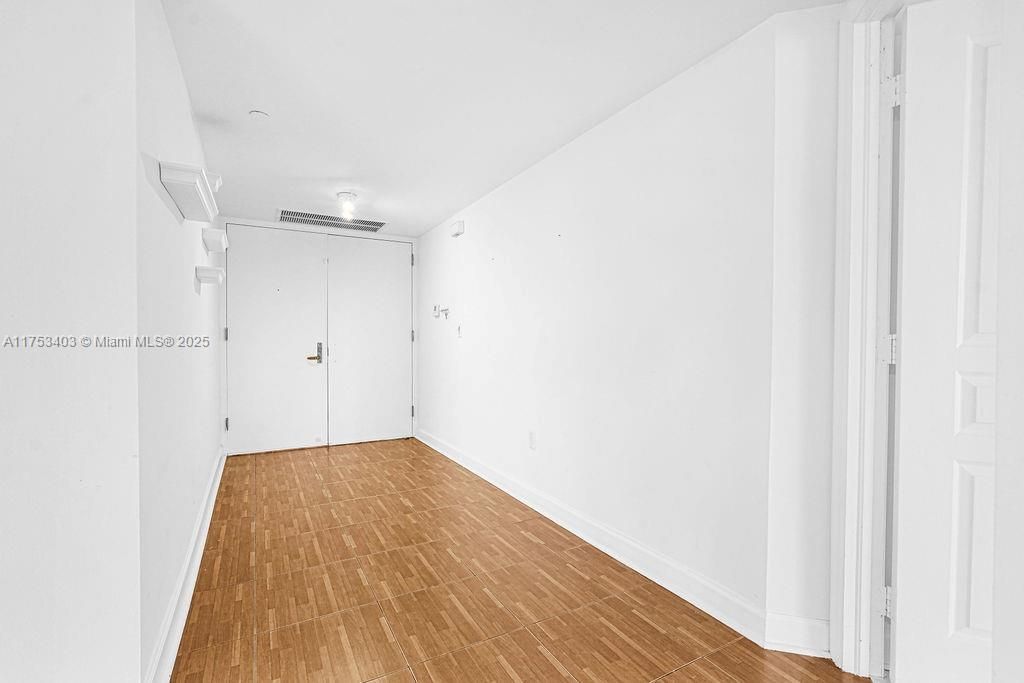 For Sale: $795,000 (2 beds, 2 baths, 1710 Square Feet)